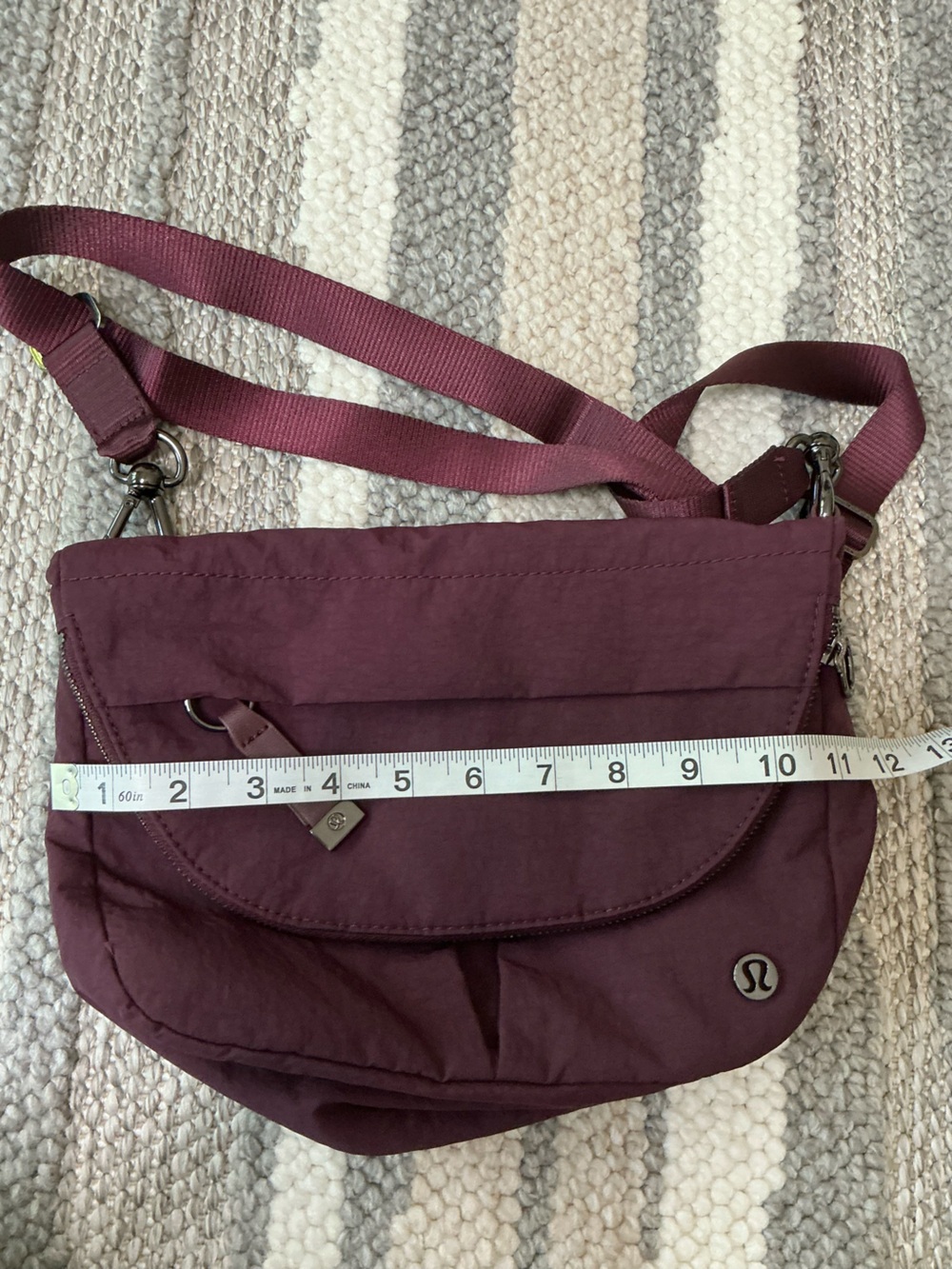 Lululemon All Night Festival 5L Crossbody Convertible Shoulder Bag Black Cherry - Picture 13 of 16